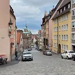 Souterrain-studio - Naehe Burg Und Hauptmarkt - Parken Апартаменты *